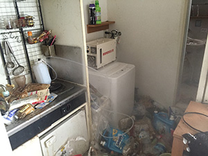 ゴミ部屋のお片付け 品川区 遺品整理 ゴミ屋敷清掃は 東京よろずカンパニー